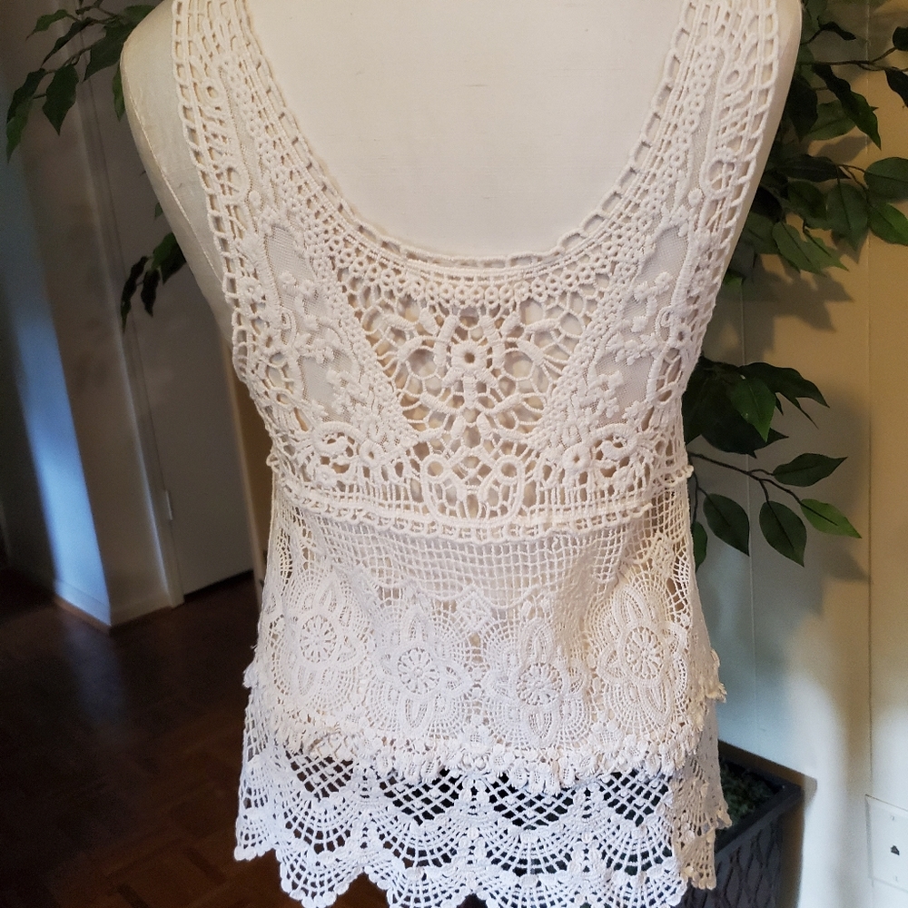Crocheted Top - Picture 2 of 3